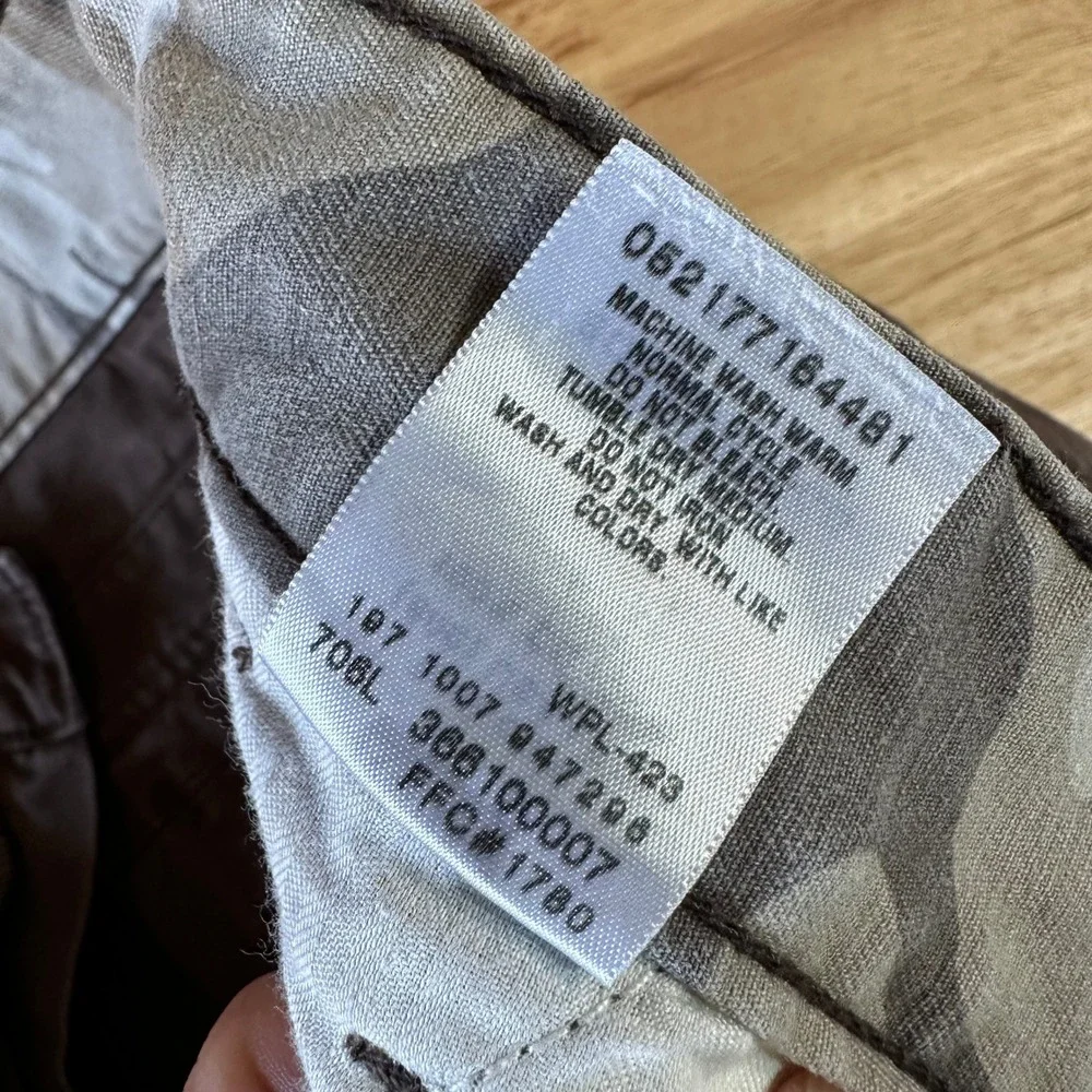 Levi's Squad Cargo Dark Brown Shorts workwear casual Relaxed Work Mens 32 Y2K